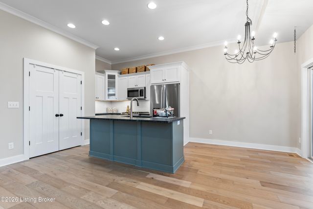 3222 Catalpa Farms Dr, Louisville, KY 40023