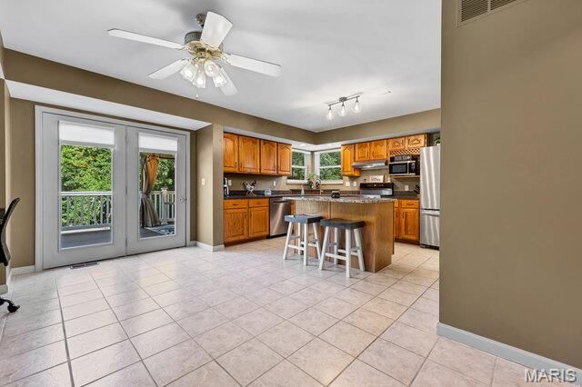 18 Hoffert Street, Union, MO 63084