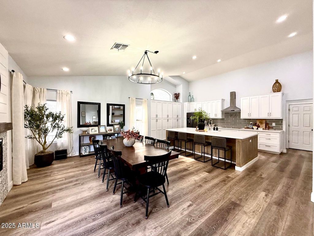 22523 N 62ND Avenue, Glendale, AZ 85310