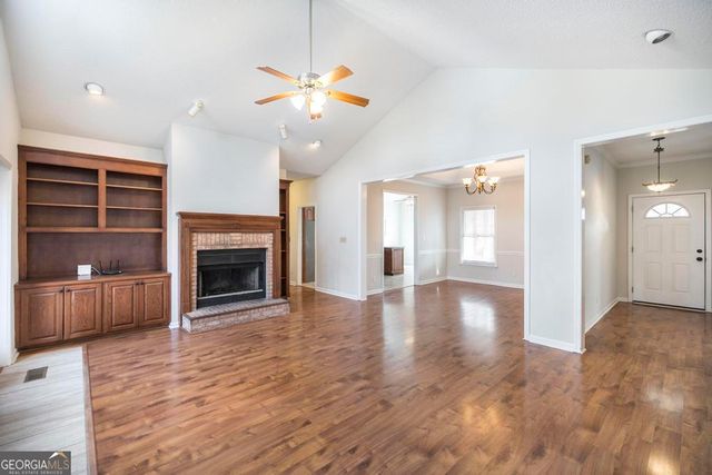 108 Covey Run Drive, Warner Robins, GA 31088