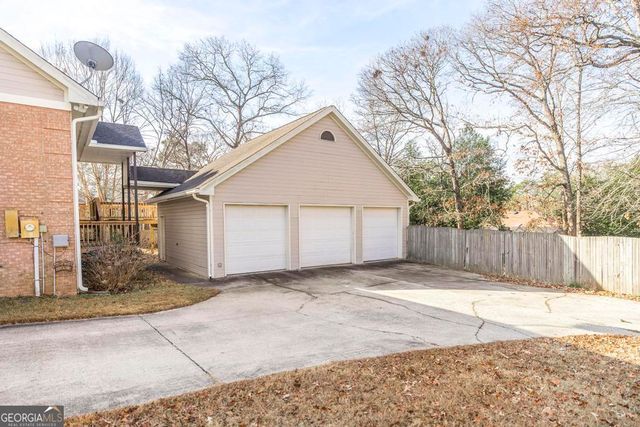 108 Covey Run Drive, Warner Robins, GA 31088