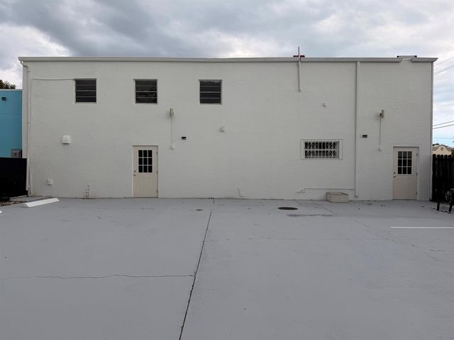1200 Clare Avenue, West Palm Beach, FL 33401
