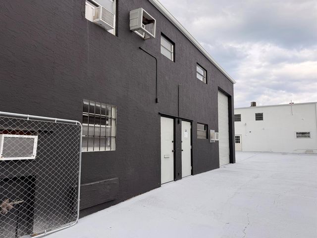 1200 Clare Avenue, West Palm Beach, FL 33401