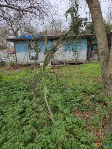 2518 Thompson Street, Victoria, TX 77901