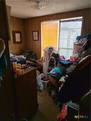 2518 Thompson Street, Victoria, TX 77901