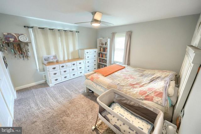 2202 WINDSOR RD, Windsor, PA 17366