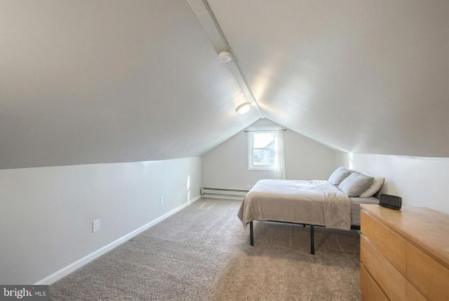 2202 WINDSOR RD, Windsor, PA 17366