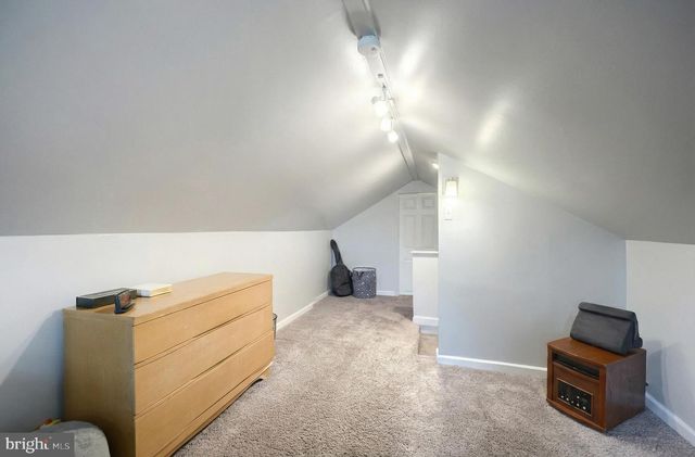 2202 WINDSOR RD, Windsor, PA 17366