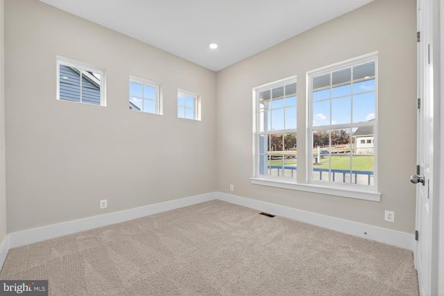 9605 VICTORIA PARK DR, Upper Marlboro, MD 20772