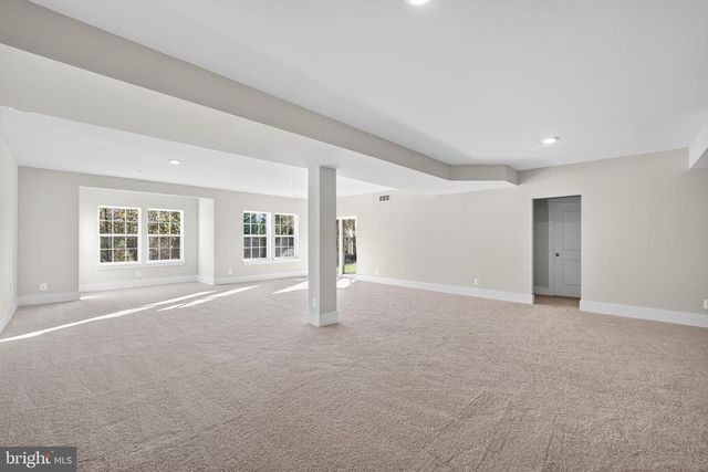 9605 VICTORIA PARK DR, Upper Marlboro, MD 20772