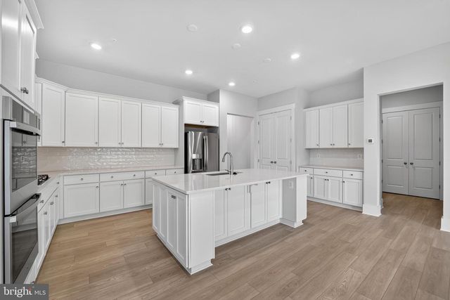 9605 VICTORIA PARK DR, Upper Marlboro, MD 20772