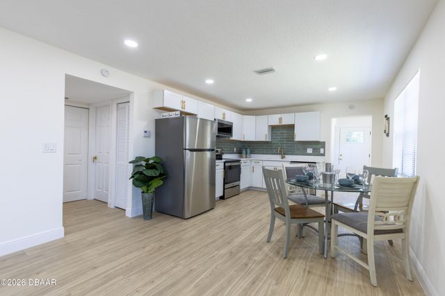 136 Taylor Avenue, Daytona Beach, FL 32114