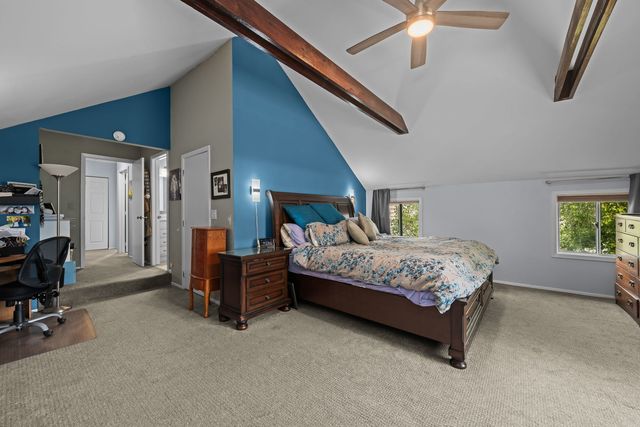 209 Alpine Drive, Vernon Hills, IL 60061