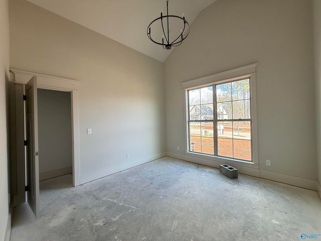 28 Bluff Creek, Huntsville, AL 35803