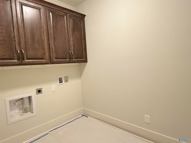 28 Bluff Creek, Huntsville, AL 35803