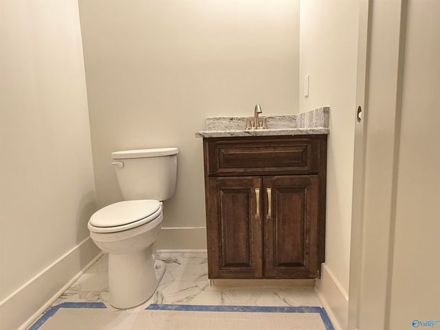 28 Bluff Creek, Huntsville, AL 35803