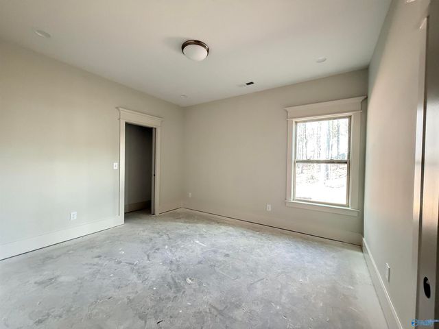 28 Bluff Creek, Huntsville, AL 35803