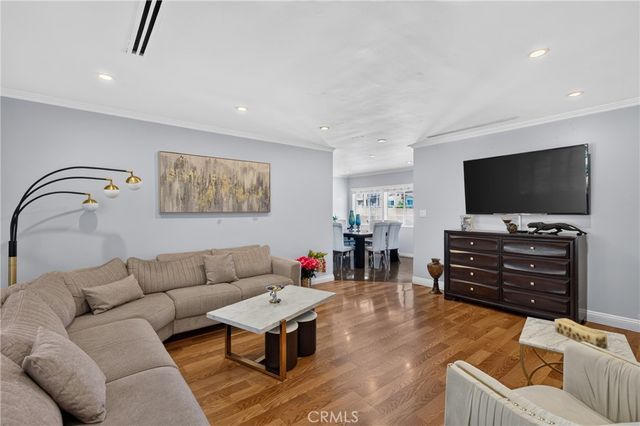 12327 Saticoy Street, North Hollywood, CA 91605