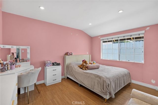 12327 Saticoy Street, North Hollywood, CA 91605