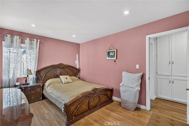 12327 Saticoy Street, North Hollywood, CA 91605