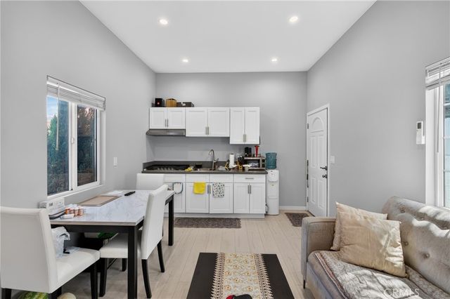 12327 Saticoy Street, North Hollywood, CA 91605