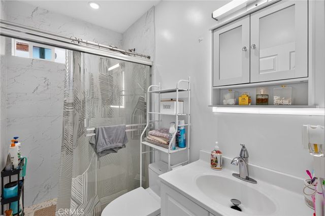 12327 Saticoy Street, North Hollywood, CA 91605