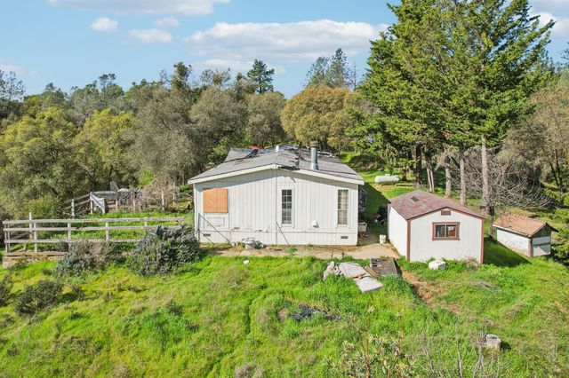 5961 Chrysler Cir, Garden Valley, CA 95633