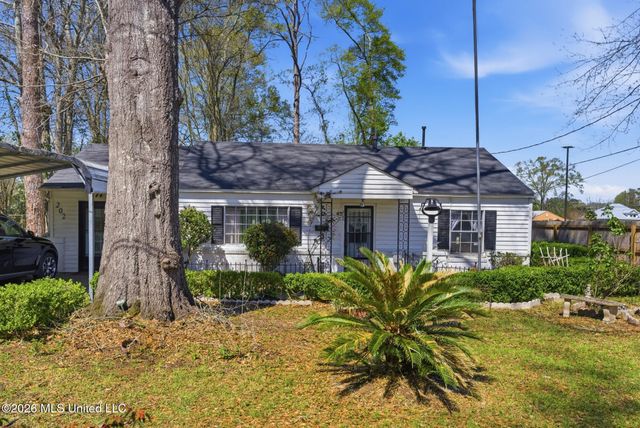 202 Hegwood Street, Petal, MS 39465