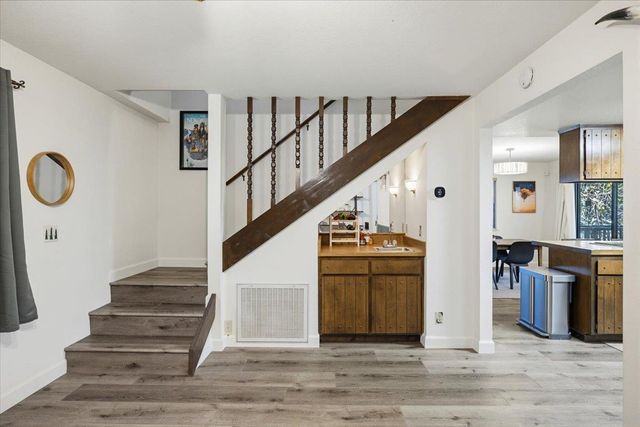 5671 Sierra Springs Dr, Pollock Pines, CA 95726