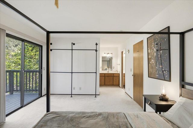 5671 Sierra Springs Dr, Pollock Pines, CA 95726