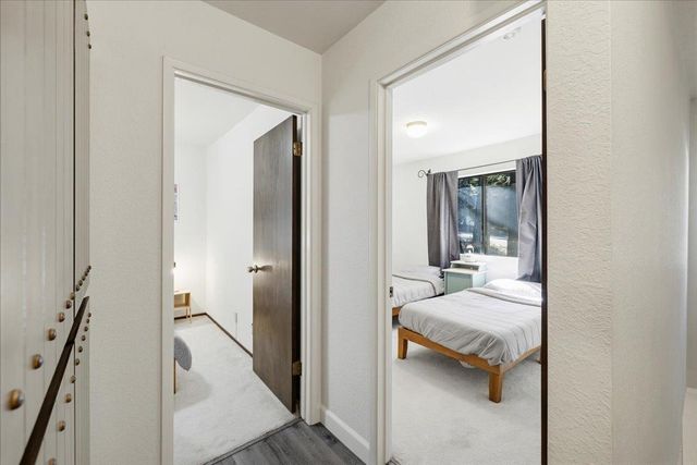 5671 Sierra Springs Dr, Pollock Pines, CA 95726