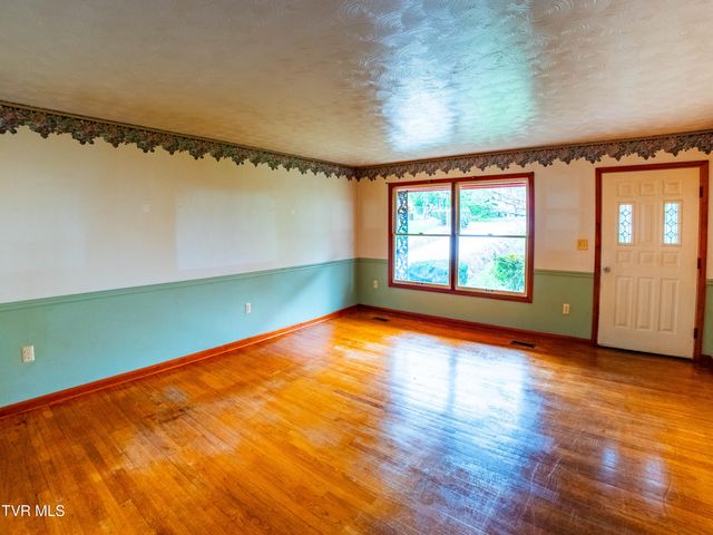 1080 Rice Lane, Church Hill, TN 37642