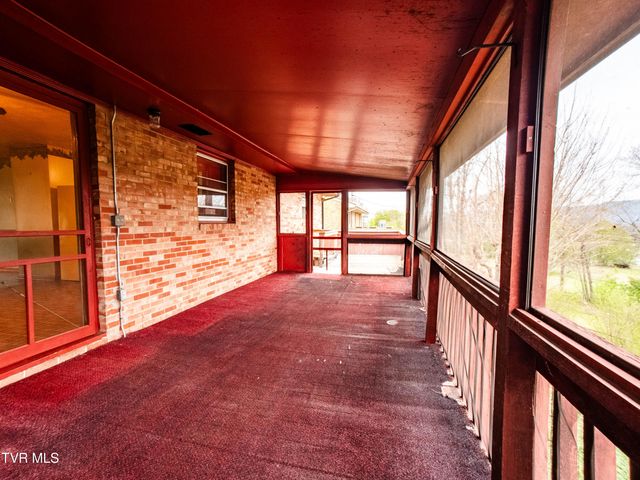 1080 Rice Lane, Church Hill, TN 37642