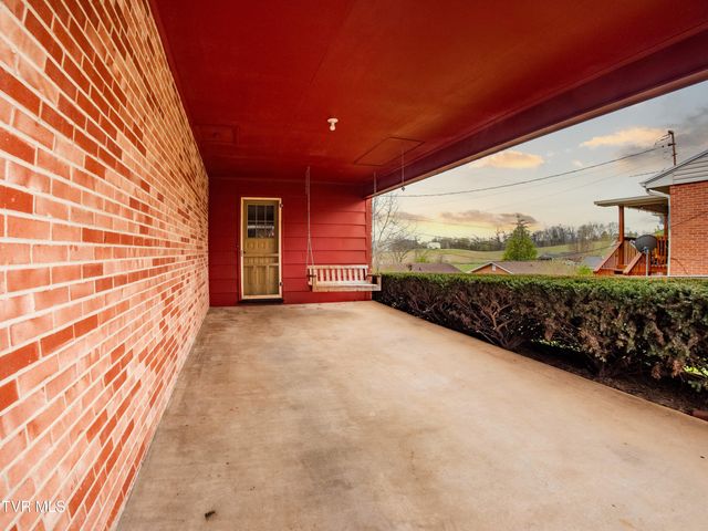 1080 Rice Lane, Church Hill, TN 37642