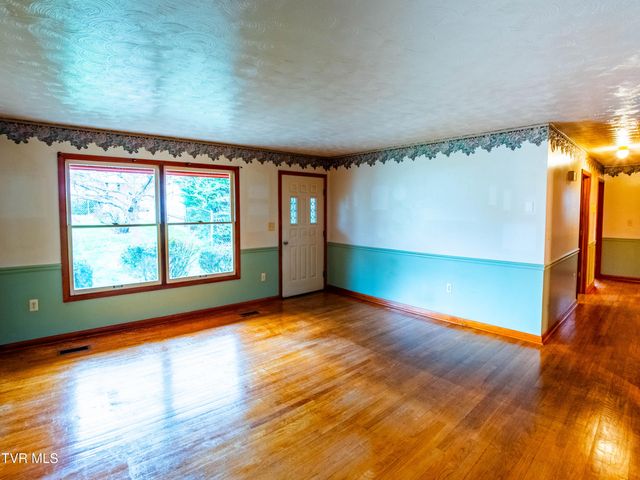 1080 Rice Lane, Church Hill, TN 37642
