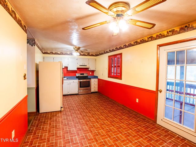 1080 Rice Lane, Church Hill, TN 37642