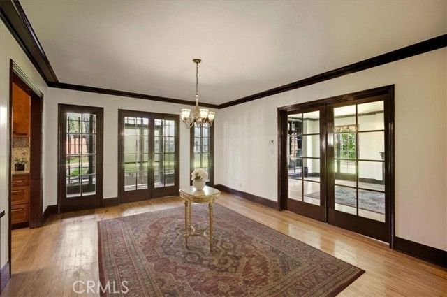 489 W 6th, Claremont, CA 91711