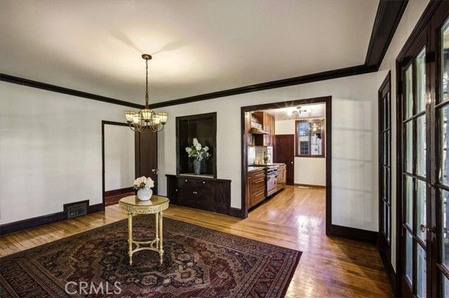 489 W 6th, Claremont, CA 91711