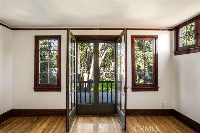 489 W 6th, Claremont, CA 91711