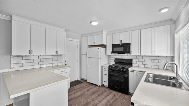 10060 Hillsborough Lane, Riverside, CA 92503