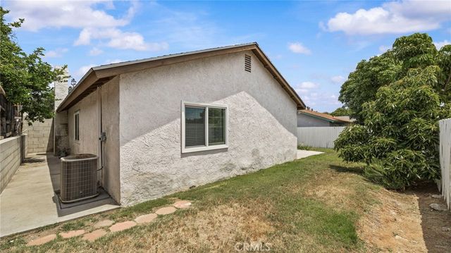 10060 Hillsborough Lane, Riverside, CA 92503