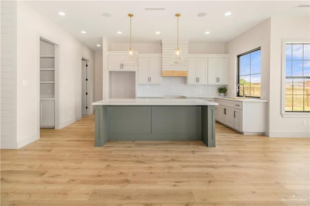 2600 Linva Avenue, Edinburg, TX 78541