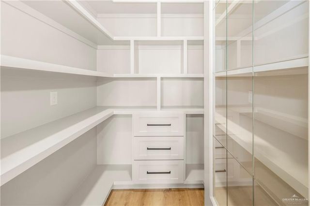 2600 Linva Avenue, Edinburg, TX 78541