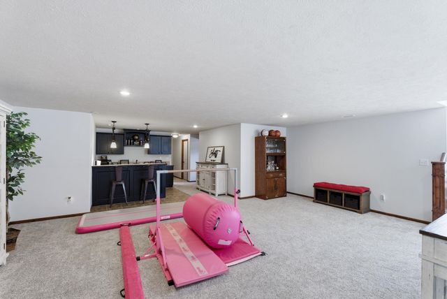 2510 N Chelmsford Ct, Wichita, KS 67228