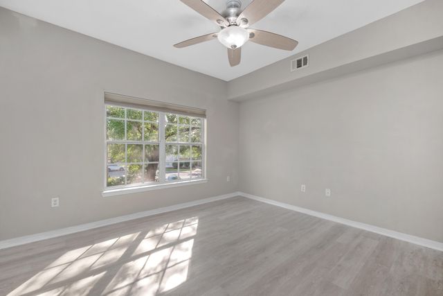 1501 Partin Drive North 209, Niceville, FL 32578