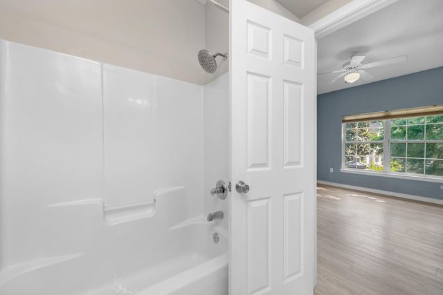 1501 Partin Drive North 209, Niceville, FL 32578