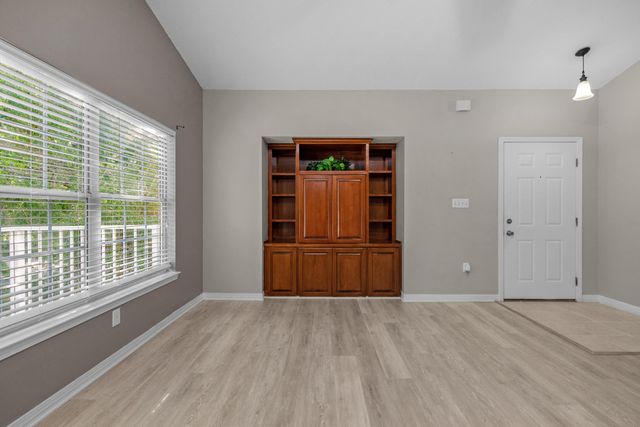 1501 Partin Drive North 209, Niceville, FL 32578