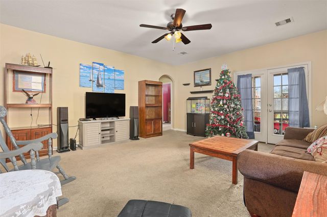 812 Indigo Springs Ln, La Marque, TX 77568