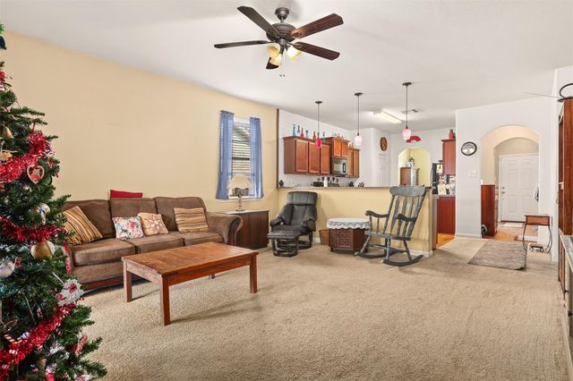 812 Indigo Springs Ln, La Marque, TX 77568