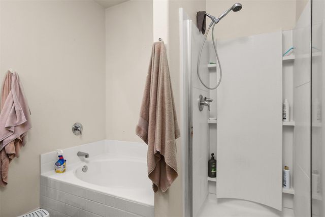 812 Indigo Springs Ln, La Marque, TX 77568